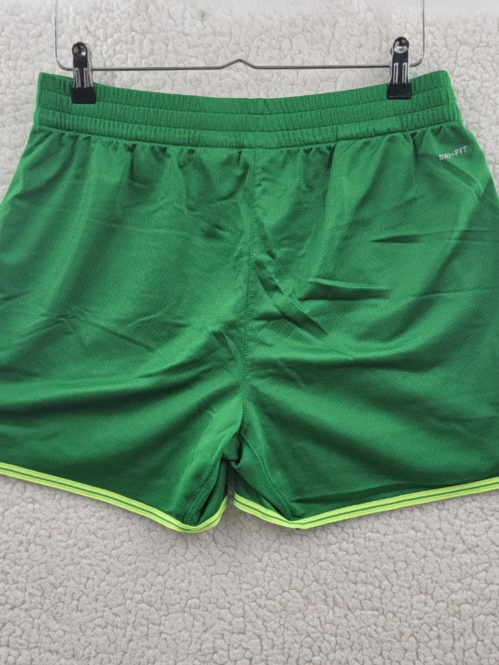 Nike Dri-Fit Womens Athletic Shorts Green Size Medium